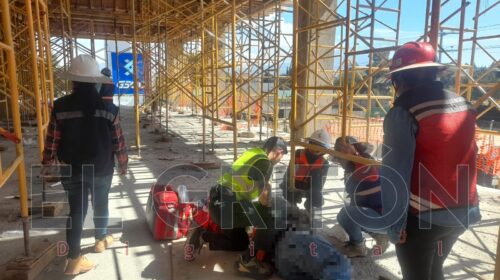 Trabajador de la construcción sufre caída de 4 metros tras romperse un casetón en obra de antigua Prepa “Ibero”