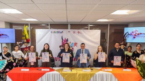 Blanca Angulo y Comité de Carnaval Chiautempan 2025 presentan programa de actividades