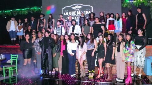 Innovación y conocimiento plasman estudiantes de Diseño Textil UATx en la Western Glam 2025 