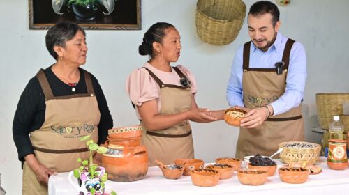 Noveno capitulo de Sabor y Raíz “Por Amor a Huamantla” rescatar el mole tradicional de Doña María Isabel