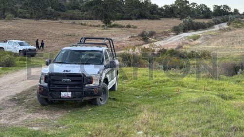 Cuerpo decapitado permanece horas tirado en límites de Tlaxcala, Hidalgo y Edomex; finalmente, Hidalgo asumió el caso