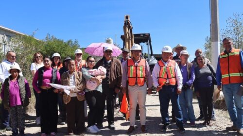Arranca Benjamín Atonal pavimentación con adoquín en La Trinidad Chimalpa