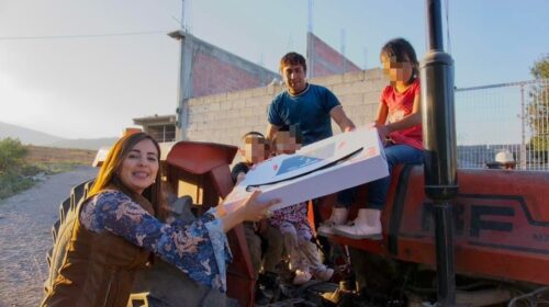Miriam Martínez comparte Rosca de Reyes con familias en situación de vulnerabilidad