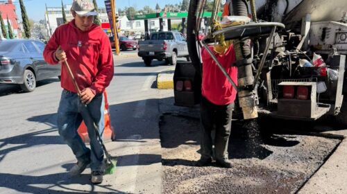 El gobierno de Alfonso Sánchez García arrancó el 2026 con nuevas acciones de bacheo