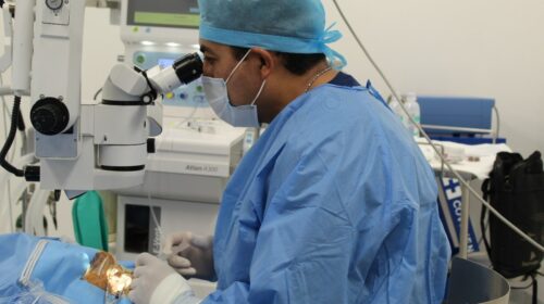 Tlaxcala multiplica cirugías de cataratas con modelo de mínima invasión y nueva infraestructura en salud