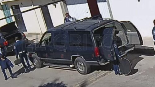 Roban Suburban a mariachis y se llevan sus instrumentos de trabajo en Axocomanitla