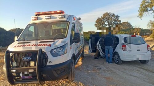 Encuentran a masculino con corte en el cuello al interior de un vehículo en Tlaltepango, SPM
