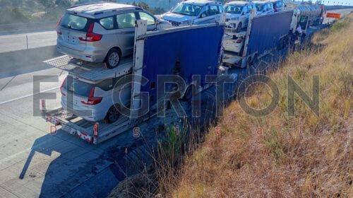 Incendio en nodriza sobre Arco Norte deja daños materiales en vehículos nuevos