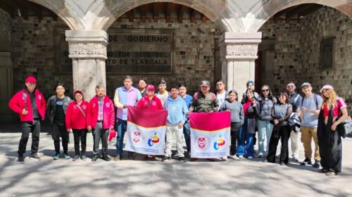 Estudiantes de movilidad nacional e internacional en la UATx visitaron sitios históricos y culturales de la ciudad Tlaxcala