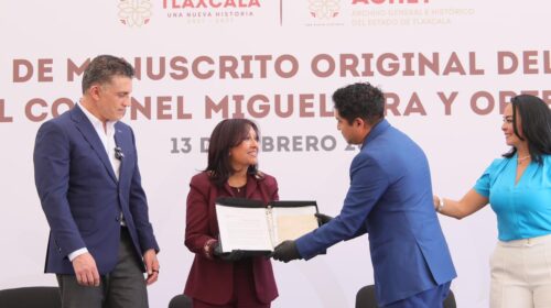 Recibe Tlaxcala manuscrito original del siglo XIX del coronel Miguel Lira y Ortega
