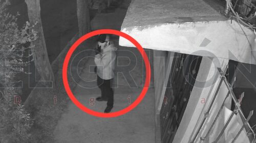 Sujetos armados asaltan “Lemons Pepers” en Apizaco; dueño es amagado y familia se resguarda en el baño