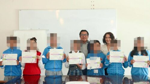 Niñas y niños alzan la voz en Totolac durante jornada de Parlamento Infantil