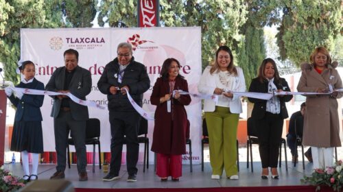 Gobernadora entrega nueva techumbre en beneficio de más de mil 200 alumnos de Chiautempan