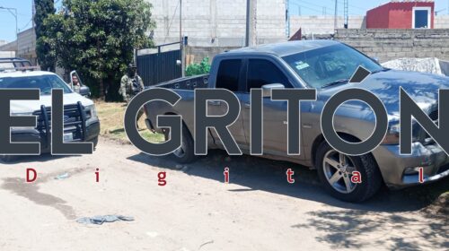 Delincuentes asaltan taller de láminas en Tepetitla, roban más de 200 mil pesos y desatan operativo; abandonan camioneta con armas en Ayometla