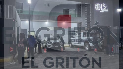 Atropellan a huehues y bailarinas durante remate de carnaval en Chiautempan