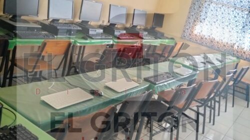 Delincuentes roban equipo de cómputo en primaria Xicohténcatl de Apizaco; sustraen 14 computadoras, proyector y laptop
