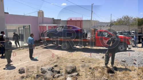 Aseguran domicilio donde escondían autos robados en Tlaxco; hay dos vehículos recuperados