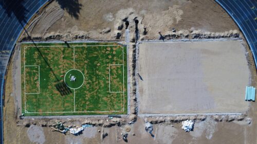 Registran avances las nuevas canchas de fútbol 5 en la Unidad Deportiva Miguel Arroyo Rosales