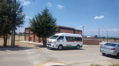 Secretaría de Movilidad garantiza transporte público a la Universidad Rosario Castellanos en Teolocholco