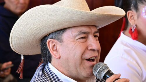 “Sin bardas y aún así les gana”: Raymundo Vázquez Conchas presume arrastre real y se burla de las “encuestitis”