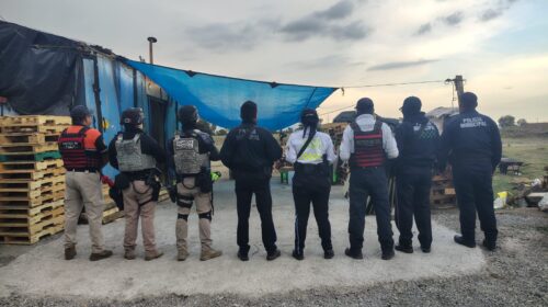 Aseguran a dos personas y cuatro inmuebles por presunta venta ilegal de hidrocarburos en Huamantla 