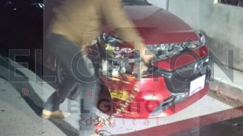 Roban Mazda, chocan en la huida y lo abandonan en Ixtacuixtla