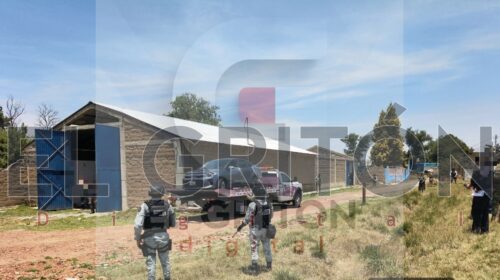 Operativo federal revienta bodega del crimen en Apizaco; aseguran vehículos robados, tractocamiones y hasta inhibidor de señal