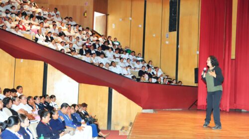 Los profesionales de la Enfermería son pilares en la protección de la salud: FMG