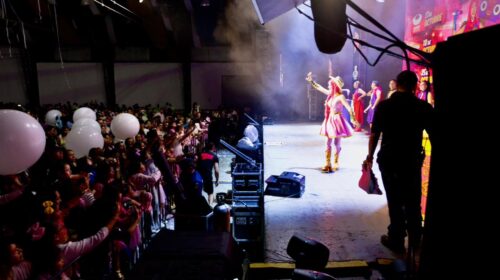 Luli Pampín llena de alegría el Festival de la Niñez en Huamantla