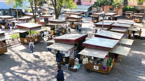 La vuelta de los artesanos a la Plaza Xicohténcatl es un logro de todos y su permanencia esta garantizada: Alfonso Sánchez