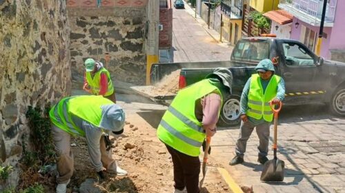 Benjamín Atonal responde con trabajo en territorio y atiende reporte ciudadano en Acxotla del Río