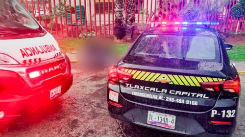 Policía municipal de Tlaxcala acordona zona donde fue localizado un hombre inconsciente en Avenida Universidad