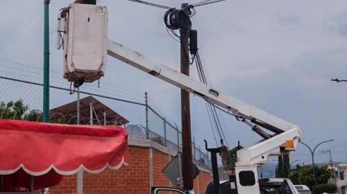 ¡Adiós a las calles oscuras! Blanca Angulo mete mano al alumbrado en Chiautempan y va por más seguridad