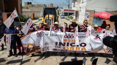 Más pavimento, luz y obras: Apizaco acelera transformación en comunidades olvidadas de San Luis Apizaquito y Cerrito de Guadalupe