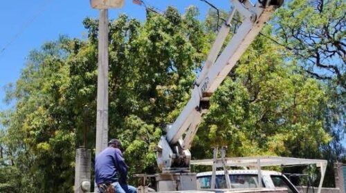 Alcalde Idelfonso Carro Roldán impulsa mejora del alumbrado público en Jesús Acatitla, Panotla