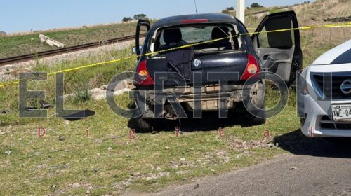 Intentan ganarle al tren y termina en tragedia: una mujer muerta y dos lesionados en Muñoz