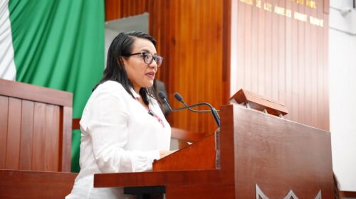 Propone Laura Flores reformar Ley Municipal para evitar imposiciones en suplencias de alcaldes