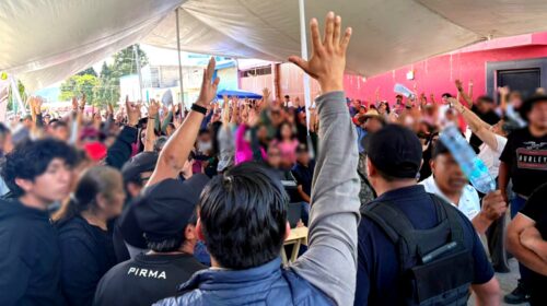 ¡EL PUEBLO GANÓ! Revoltosos no pudieron y megaproyecto del IMSS con clínicas, hemodiálisis y canchas se queda en Ixcotla