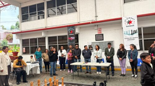 Promueve STEIESET valores y pensamiento estratégico mediante el ajedrez