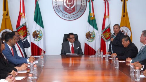 UATx actualizará y capacitará al personal que labora
