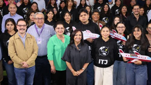 Entrega gobernadora becas “Tlaxcaltecas por el Mundo 2026” a 200 jóvenes