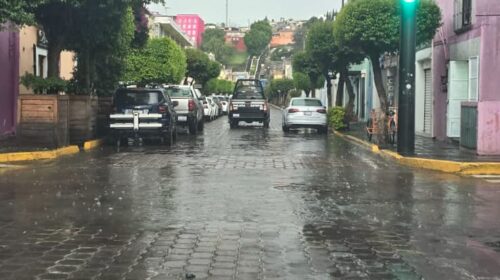 Brigadas de protección civil y seguridad pública del municipio de Tlaxcala atienden afectaciones por lluvia