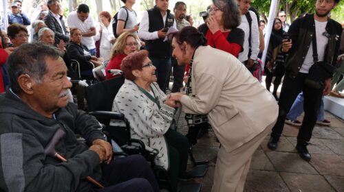Gobierno estatal fortalece la inclusión con entrega de 240 sillas de ruedas a personas con discapacidad