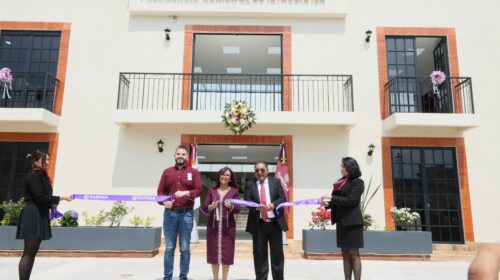 Invierte Gobierno Estatal 275 millones de pesos en Ixtacuixtla, entrega nueva presidencia municipal 