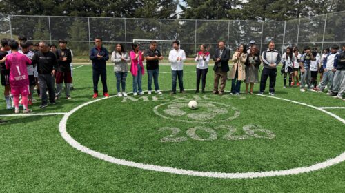 Inauguran cancha de fútbol 5 en la Unidad Deportiva de Tetlanohcan