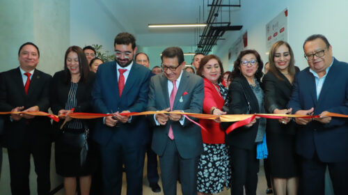 Rector pone en marcha funcionamiento de la Torre Universitaria
