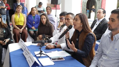 En Nanacamilpa Miriam Martínez reúne a periodistas, líderes del turismo, empresarios y banqueros para impulsar Santuarios de las Luciérnagas