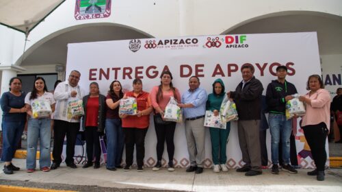 Gobierno de Apizaco fortalece el bienestar de las familias de Santa María Texcalac con entrega de apoyos alimentarios y anuncia nuevas obras para la comunidad”