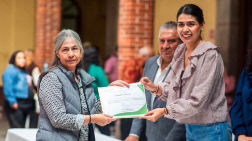 Capacitación continua, impulsa el desarrollo y el bienestar de las familias de Tlaxco