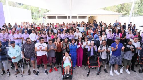 Encabeza gobernadora entrega de ayudas funcionales para personas con discapacidad
